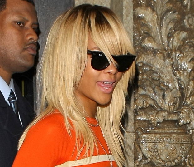 Rihanna blondynką! (ZDJĘCIA + WIDEO!)