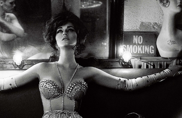 Katy Perry jako Elizabeth Taylor! (PEŁNA SESJA)