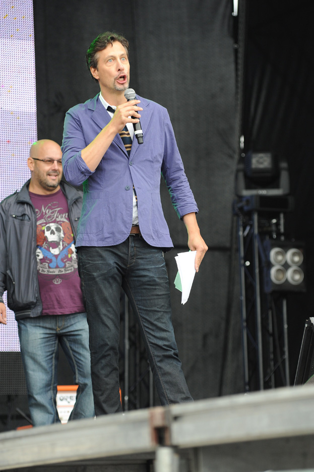 Szymon Majewski ZWOLNIONY z Eski!