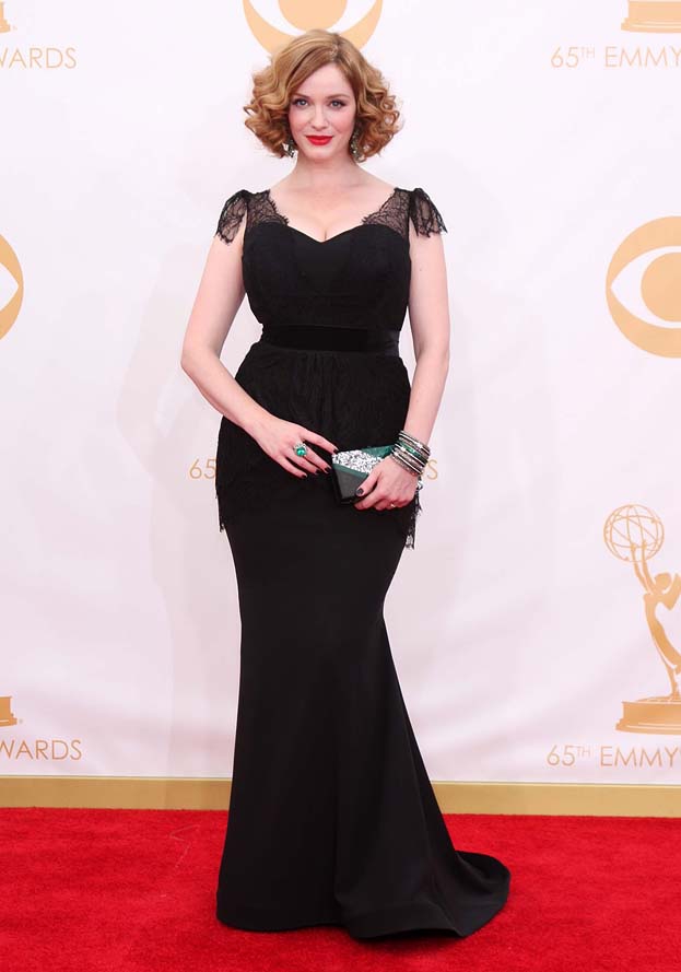 NAJPIĘKNIEJSZE KREACJE na Emmy Awards! (DUŻO ZDJĘĆ)