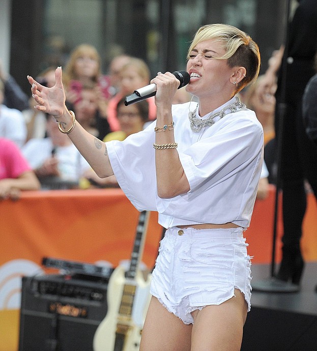 Miley: Po 40-tce przestajesz uprawiać seks!