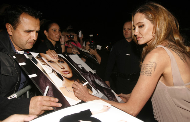 Brad Pitt chodzi o lasce!