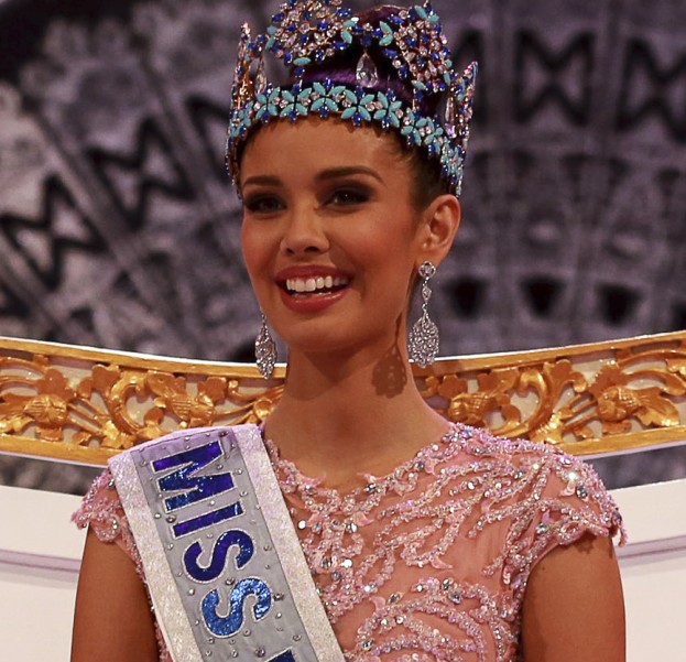 Poznajcie NOWĄ MISS ŚWIATA! (ZDJĘCIA)