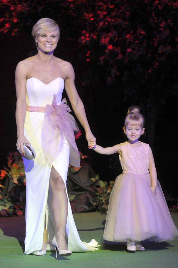 Celebrytki na pokazie sukien ślubnych! (FOTO)