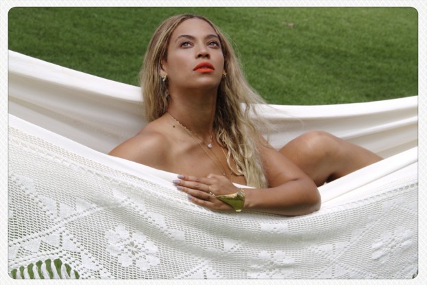 Beyonce znów pokazuje córkę! (FOTO)