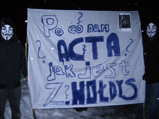 Internet wyśmiewa Hołdysa...