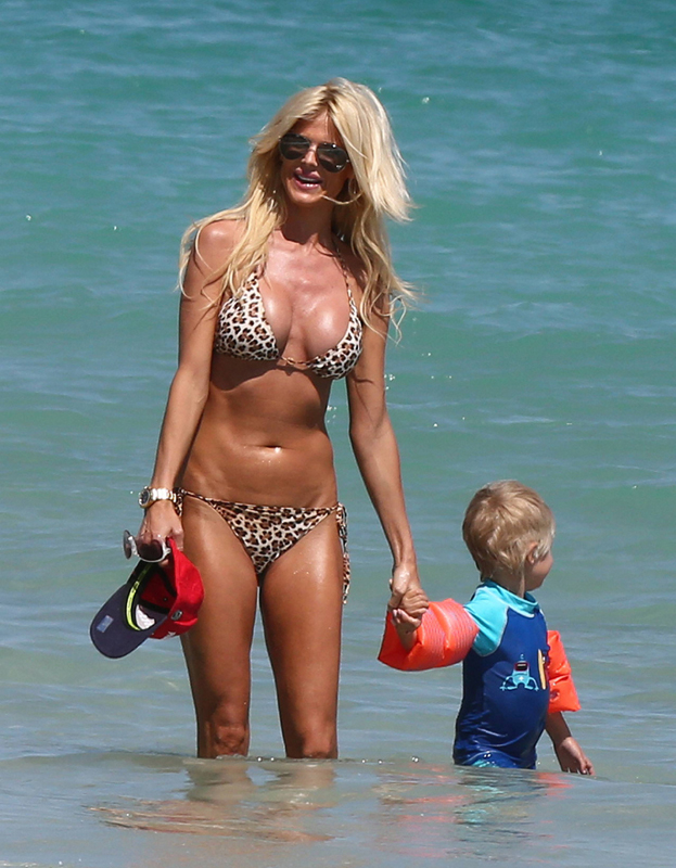 40-LETNIA Victoria Silvstedt W BIKINI!