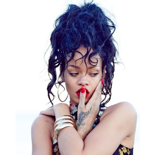 Rihanna reklamuje River Island! COŚ DLA PRAWDZIWYCH DZIWEK!