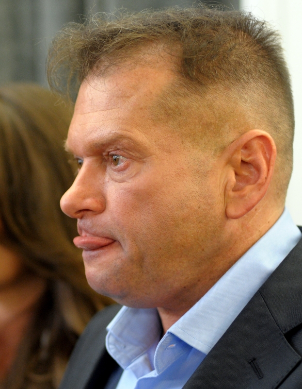 Rutkowski nie ma licencji detektywa! TO OSZUST, NIE MA PRAWA!