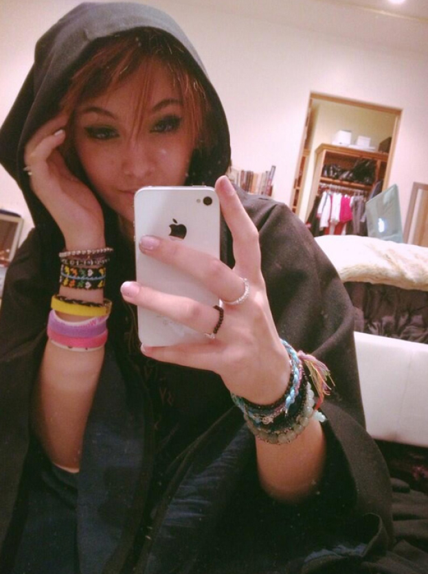 Novo penteado Paris Jackson!  (FOTOS)