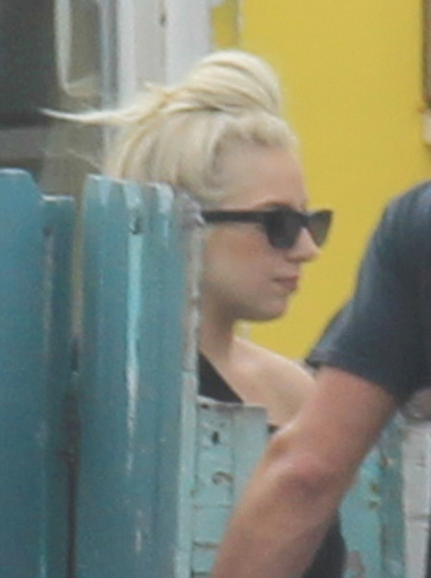 TAK MIESZKA Lady Gaga! (FOTO)