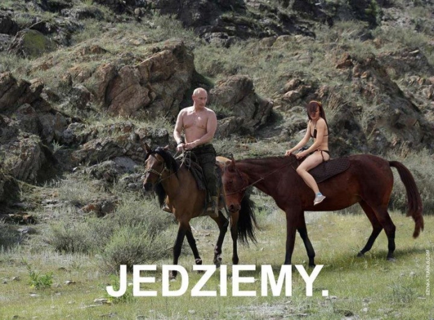 Katarzyna W. JEŹDZI KONNO W BIKINI!